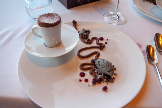 At.mosphere Restaurant Burj Khalifa Dubai