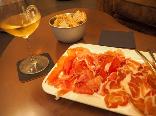 Secret d'Initiés champagne bar, Bordeaux