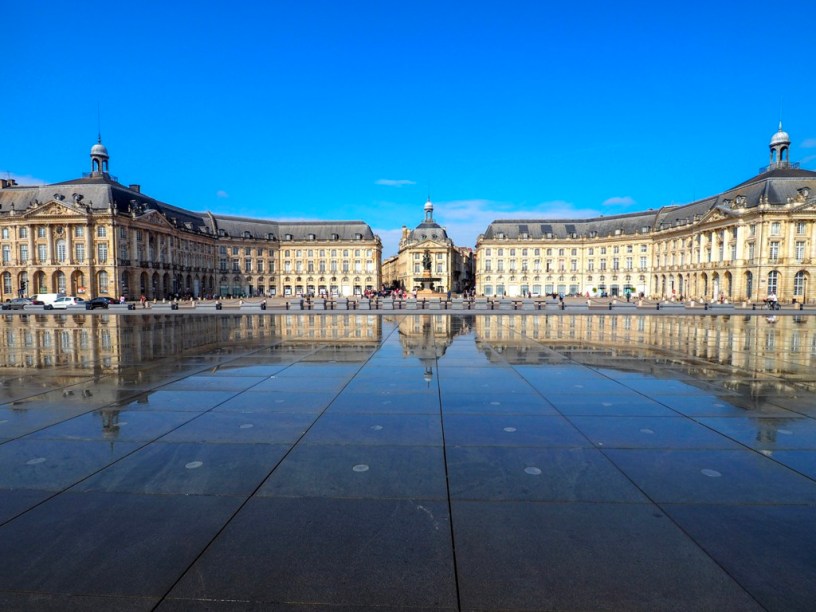 Bordeaux, Water Mirror