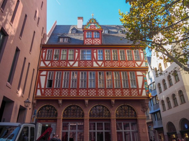 Haus zur Goldenen Waage, Frankfurt