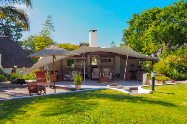 Hunters Country House