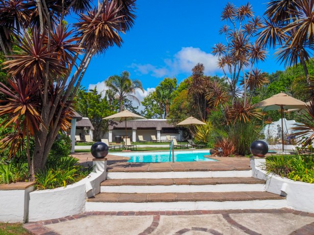 Hunters Country House