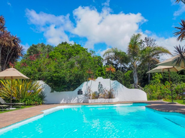 Hunters Country House