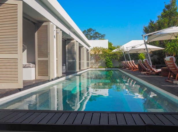 Robertson Small Hotel