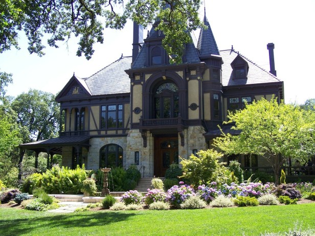 Beringer Rhine House - pixaby