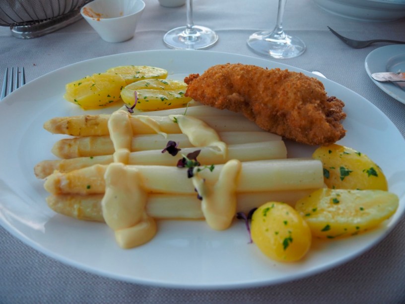 Asparagus season in Germany: How a whole country is going crazy for a vegetable