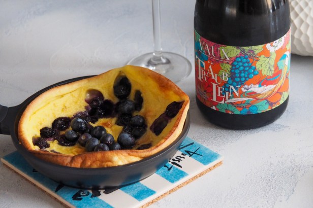 A non-alcohol bubbly for breakfast | Schloss Vaux Träublein