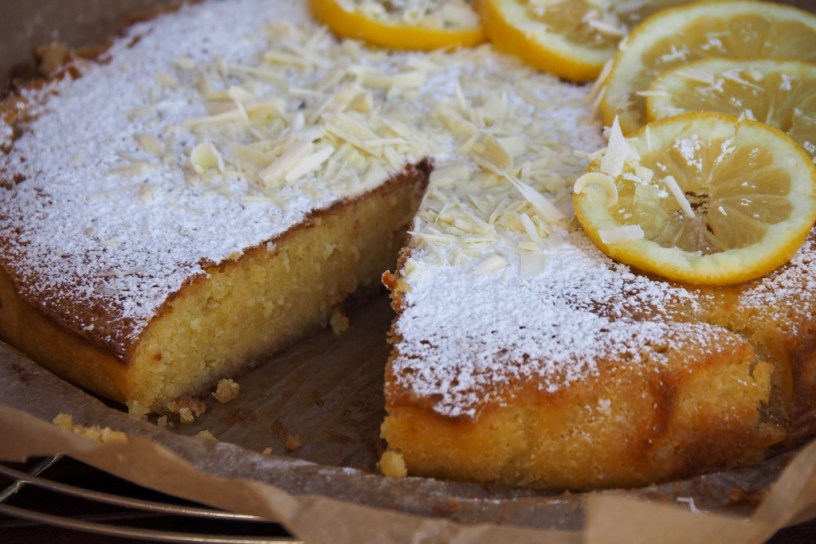 Torta Caprese Bianca al Limone | A terrific Spring-like twist to the classic flourless Italian chocolate cake