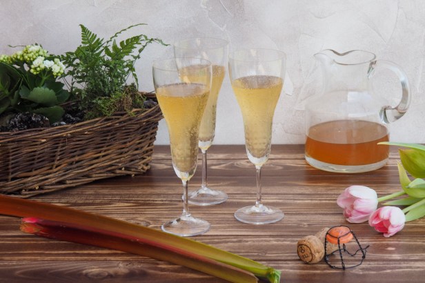 Spruce up your bubbles with a homemade rhubarb-apple syrup