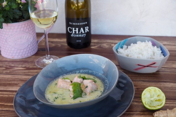 Asian flavours | Green coconut salmon curry