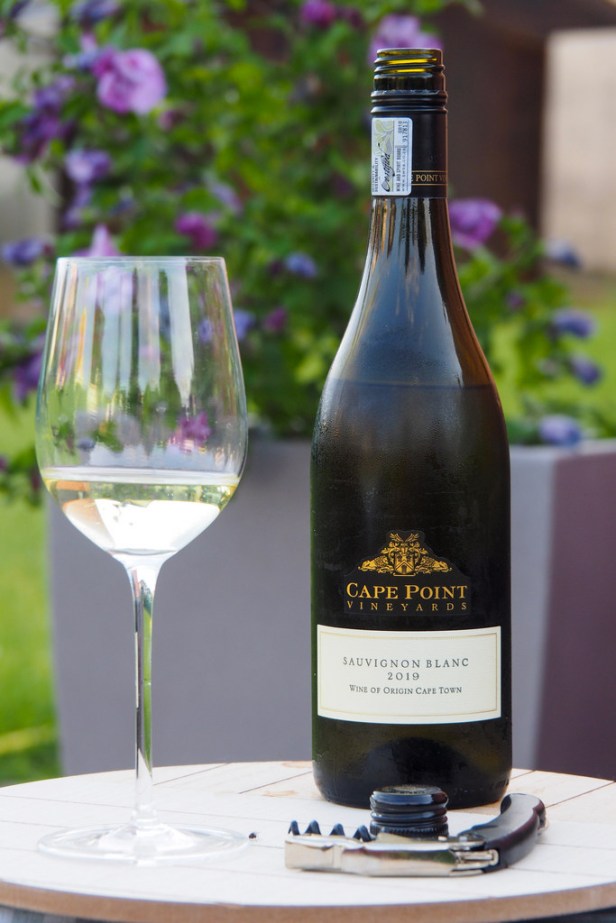 Easy homemade Lemon-Mascarpone Ravioli | Sauvignon Blanc