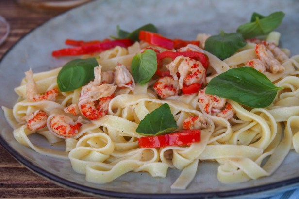 Easy Crab Tagliatelle | Crémant de Loire