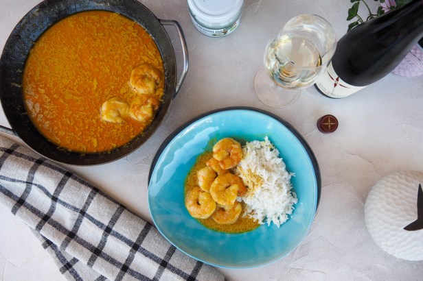 A quick and easy Yellow Coconut Shrimp Curry | Van Volxem Riesling