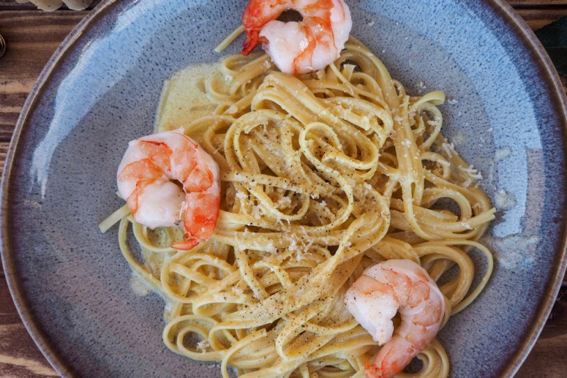 Pasta al Limone – Linguine with a tangy Lemon-Cream Sauce