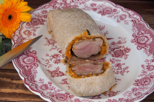 Pork Tenderloin in pumpkin-bread crust | Pinot Noir