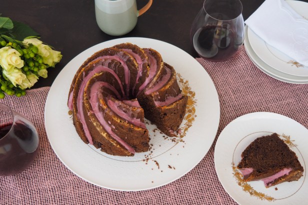 Red wine chocolate bundt cake with red wine icing