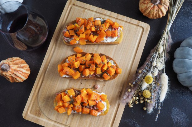 Perfect fall appetizer recipe: Pumpkin Bruschetta