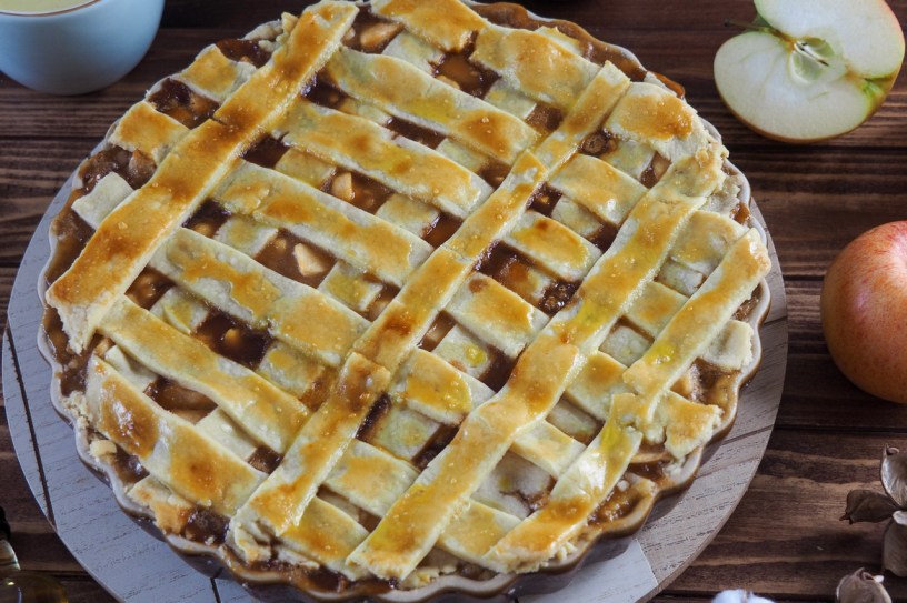 How to make the most delicious Whisky Spiked Caramelized Apple Pie