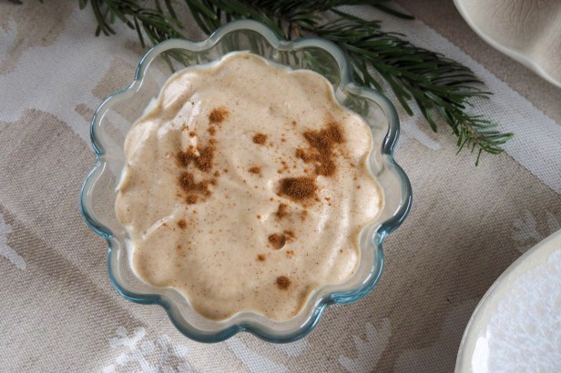 Cinnamon Mousse with poached red wine Pears – The ideal dessert for the holiday season