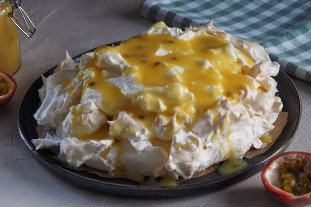 Grand Slam Pavlova: The Dessert To Serve During The Australian Open