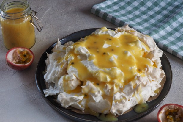 Grand Slam Pavlova: The Dessert To Serve During The Australian Open