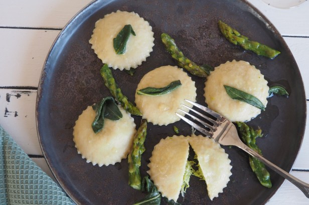 Spring Into Spring With Homemade Asparagus Ravioli | Schloss Lieser Juffer Sonnenhr Riesling
