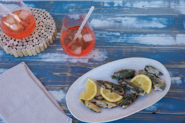 Aperitivo Time: Fried Sage Leaves With Anchovies