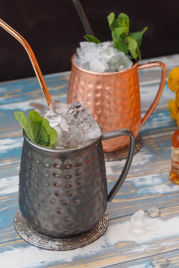 Celebrating Kentucky Derby With A Classic Mint Julep