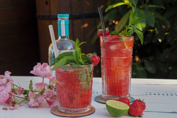 A Perfect Midsummer Cocktail: Frozen Strawberry Gin Tonic