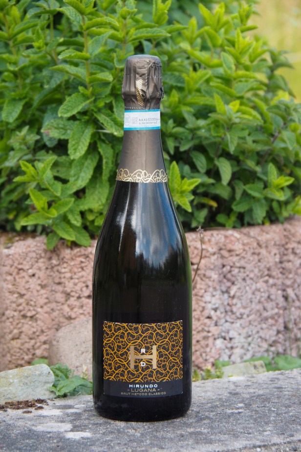 Toasting Italian National Day with a bottle of Hirundo Lugana Brut | Zucchini Puff Pastry Tart