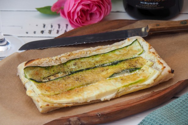 Toasting Italian National Day with a bottle of Hirundo Lugana Brut | Zucchini Puff Pastry Tart
