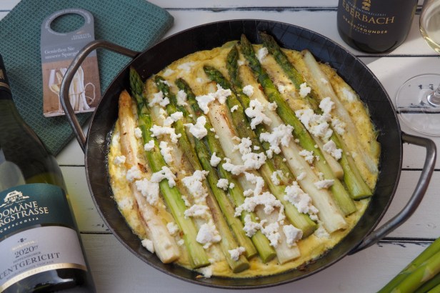 Riesling: A Short Introduction to German Riesling & Best Food Pairings