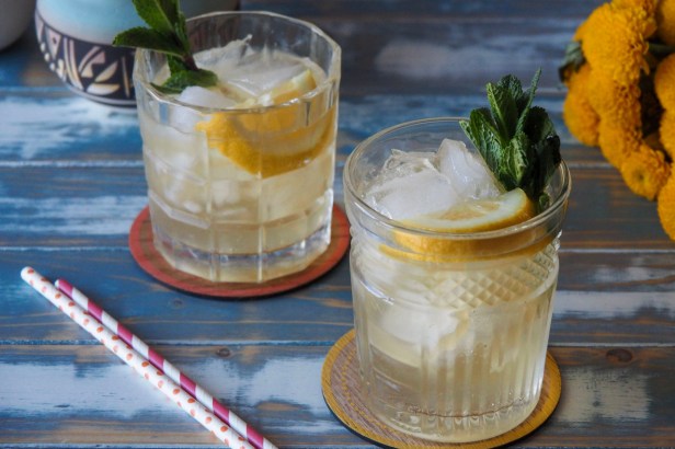 Classic Whiskey Smash Cocktail Recipe