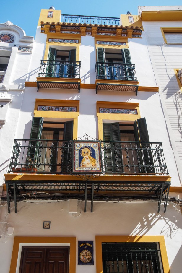 Here is why you should explore the Triana neighbourhood in Sevilla, Spain