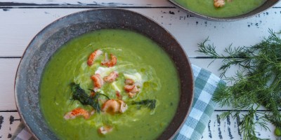 If spring gives you fresh peas, make this vibrant green pea soup