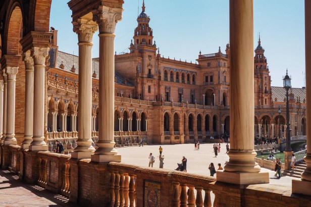 Sevilla Travel Guide