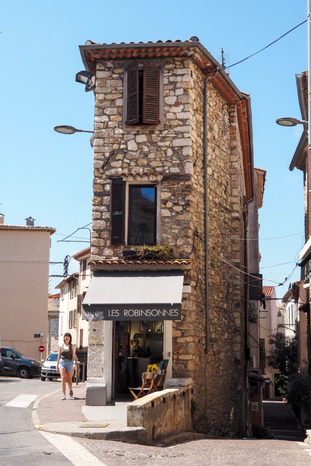 How to spend a day in Antibes on the French Riviera