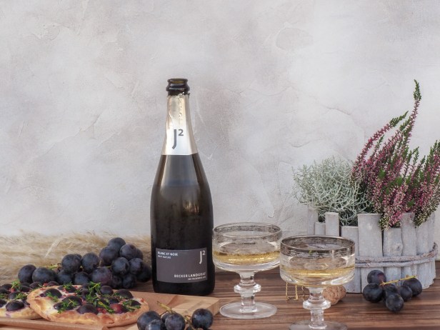 Aperitivo Time | Grape Pizza & Blanc et Noir Brut Nature Becker Landgraf
