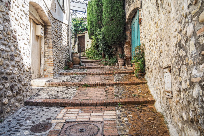 Why you should head to charming Haut-de-Cagnes on your next trip to the Cote d’Azur