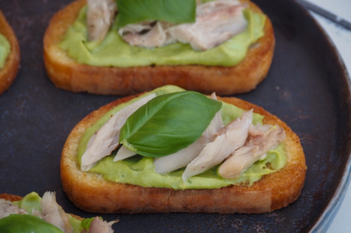How to make spicy Mackerel Bruschetta with Avocado