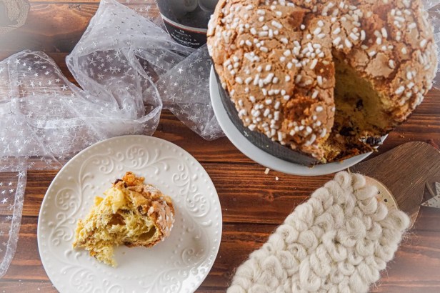 Panettone and Pandoro: Italy’s Traditional Sweet Christmas Breads