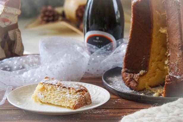 Panettone and Pandoro: Italy’s Traditional Sweet Christmas Breads